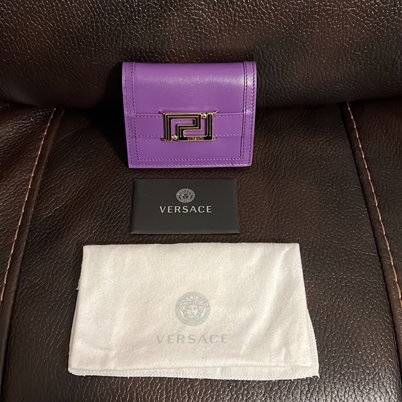 Versace Greca goddess logo monogram calf leather compact wallet NEW - Picture 10 of 10